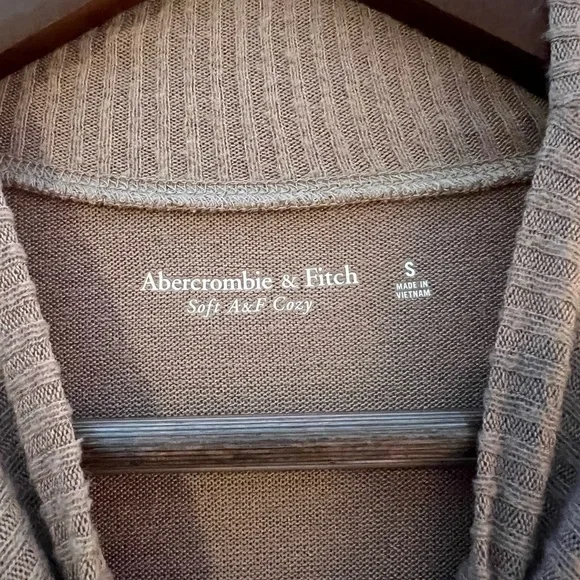 A&F tunic - Picture 4 of 4